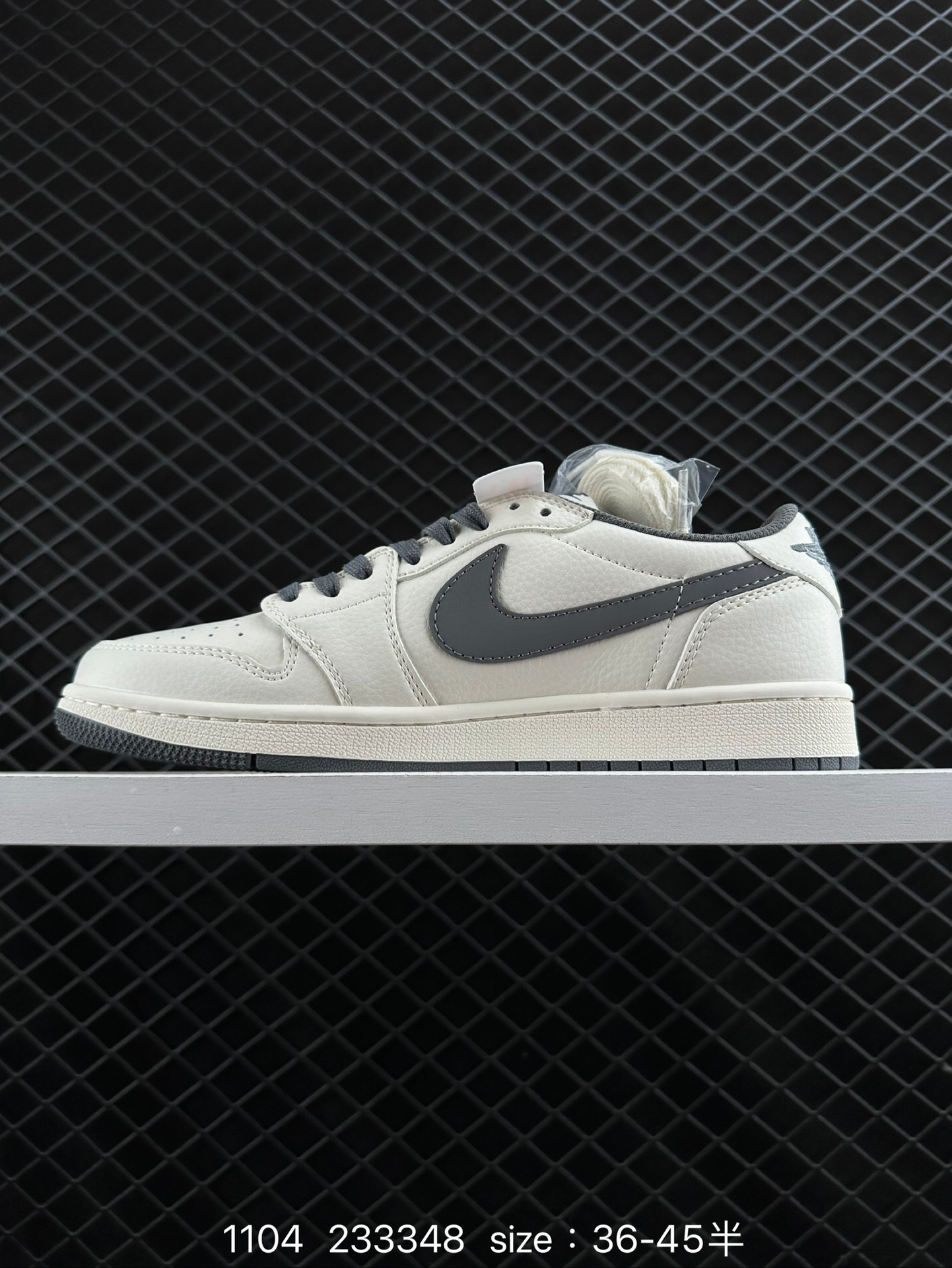 Travis Scott x Air Jordan 1 ” Reverse Mocha “